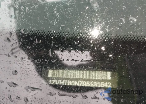 2009 Ford Mustang V6/V6 Premium from USA, damaged, VIN 1ZVHT80N795131542